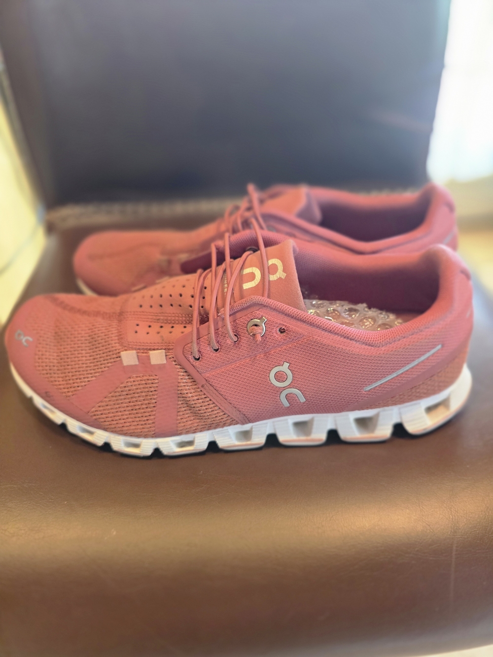 On Running Cloudwomen Lightweight Running Shoes in Rose